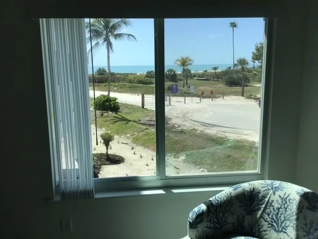 610 Donax Street Sanibel FL 33957