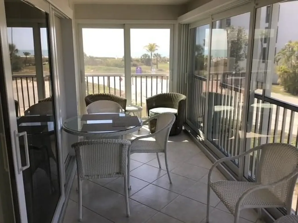 610 Donax Street Sanibel FL 33957