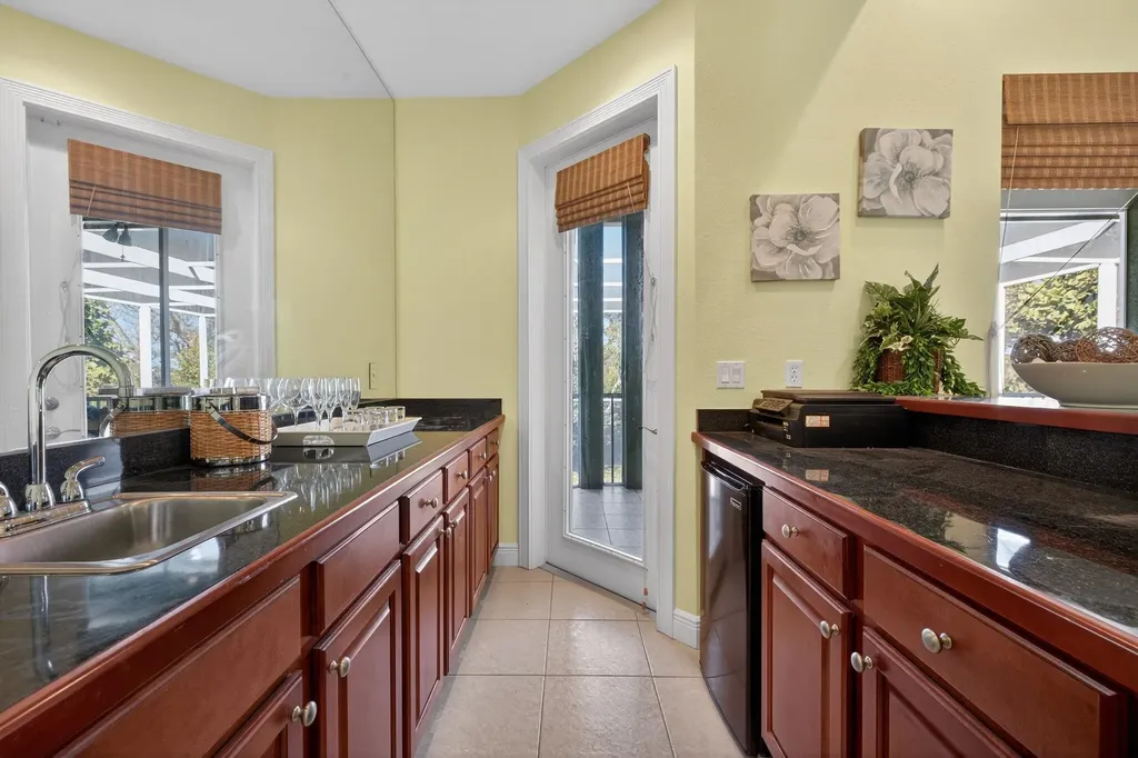 779 Pyrula Avenue Sanibel FL 33957