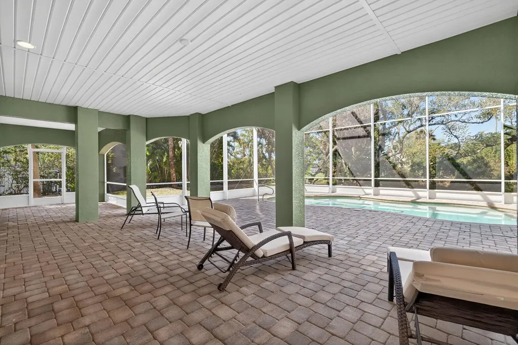 779 Pyrula Avenue Sanibel FL 33957