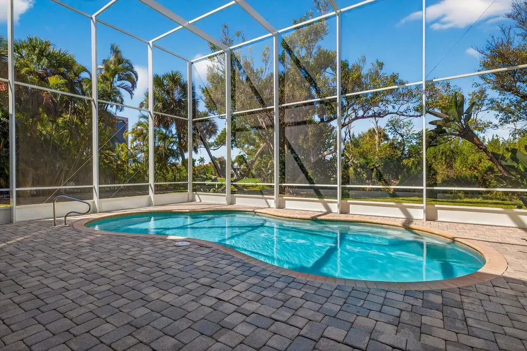 779 Pyrula Avenue Sanibel FL 33957