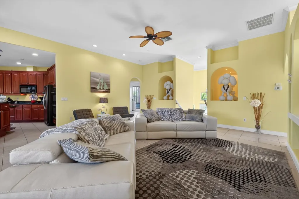 779 Pyrula Avenue Sanibel FL 33957