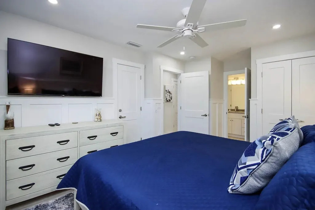 827 E Gulf Drive Sanibel FL 33957