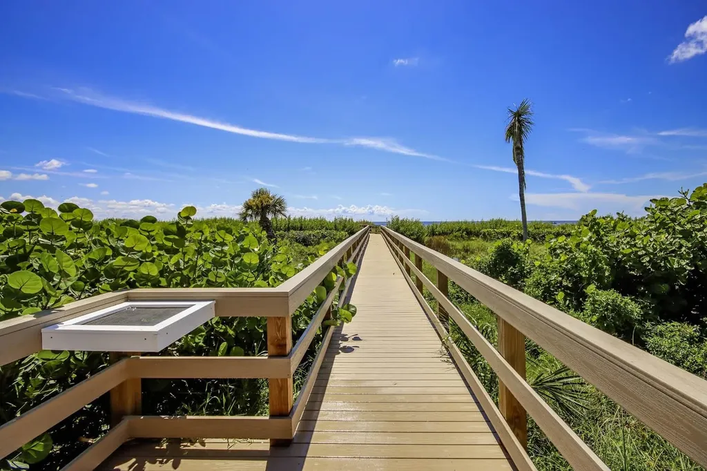 827 E Gulf Drive Sanibel FL 33957