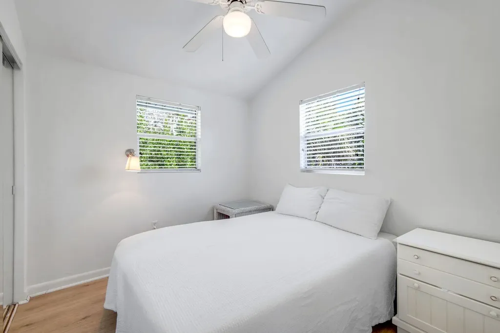 746 Cardium Street Sanibel FL 33957
