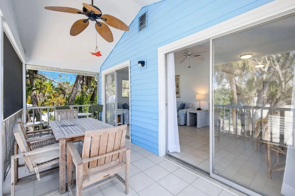 746 Cardium Street Sanibel FL 33957