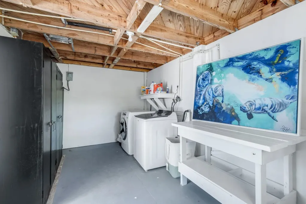 746 Cardium Street Sanibel FL 33957
