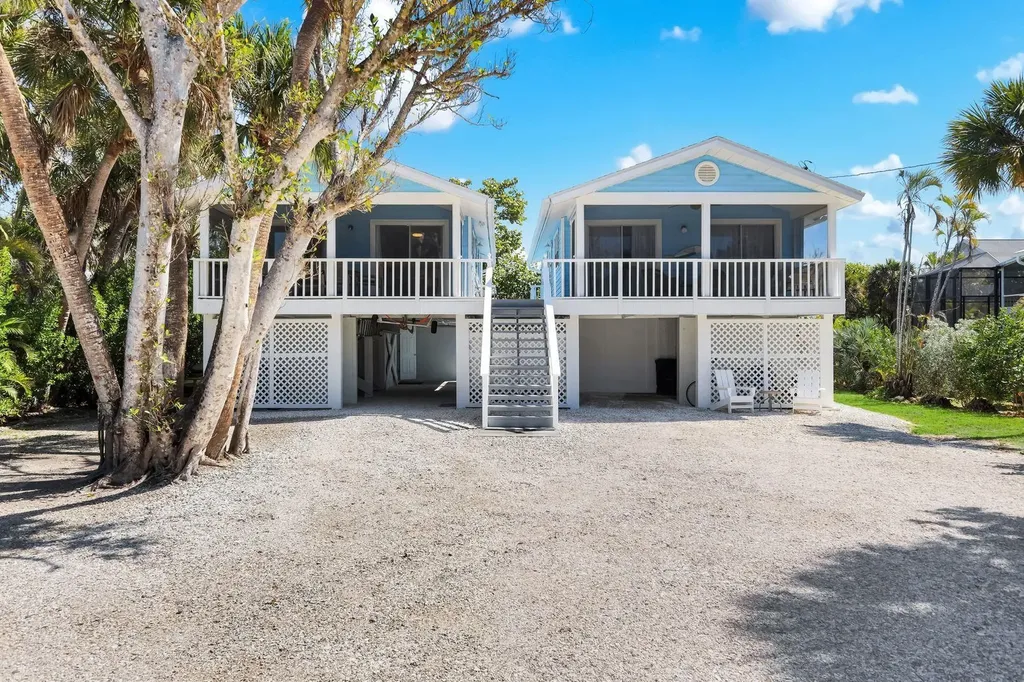 746 Cardium Street Sanibel FL 33957