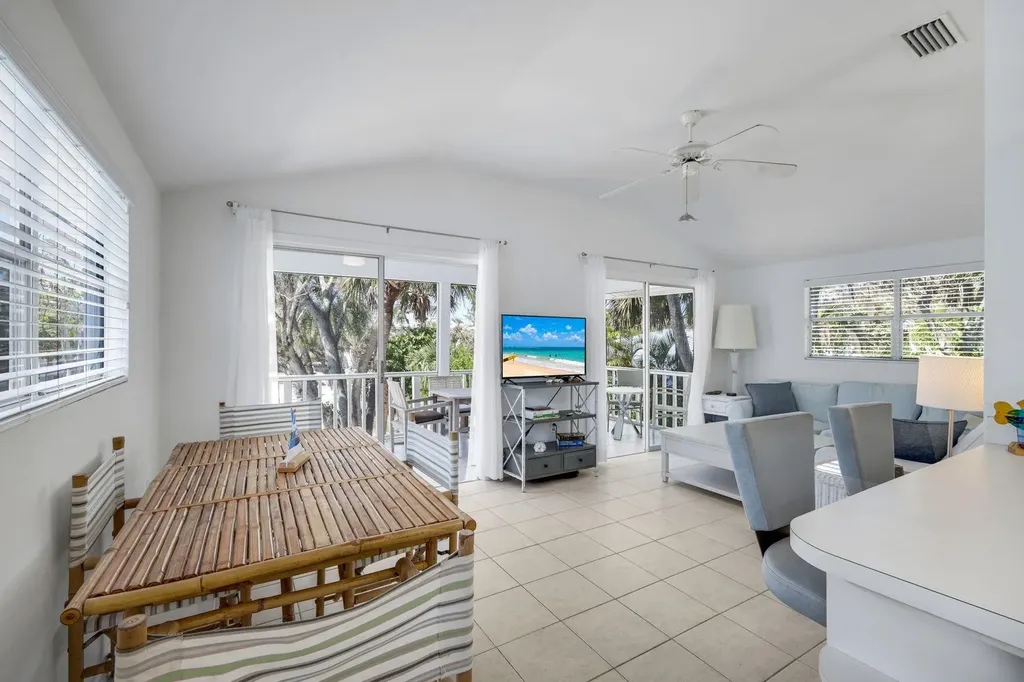 746 Cardium Street Sanibel FL 33957