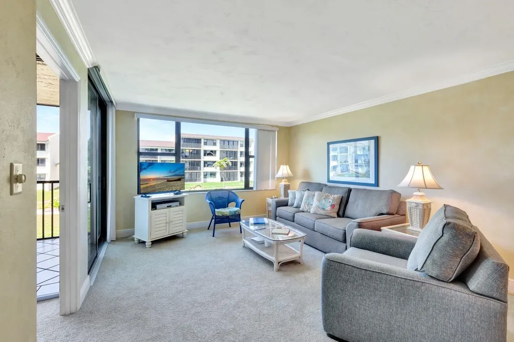 979 E Gulf Drive Sanibel FL 33957