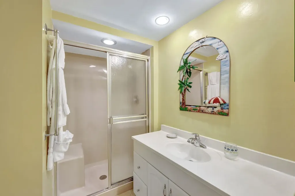 979 E Gulf Drive Sanibel FL 33957