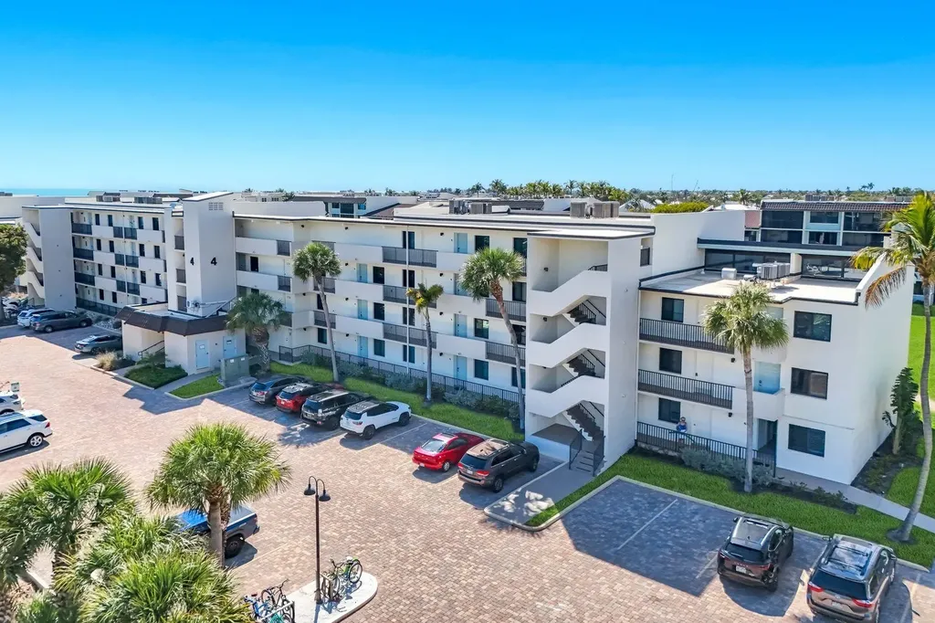 979 E Gulf Drive Sanibel FL 33957