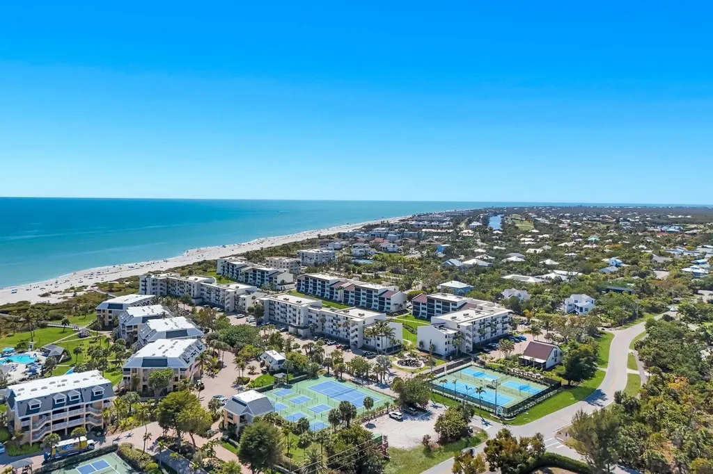 979 E Gulf Drive Sanibel FL 33957