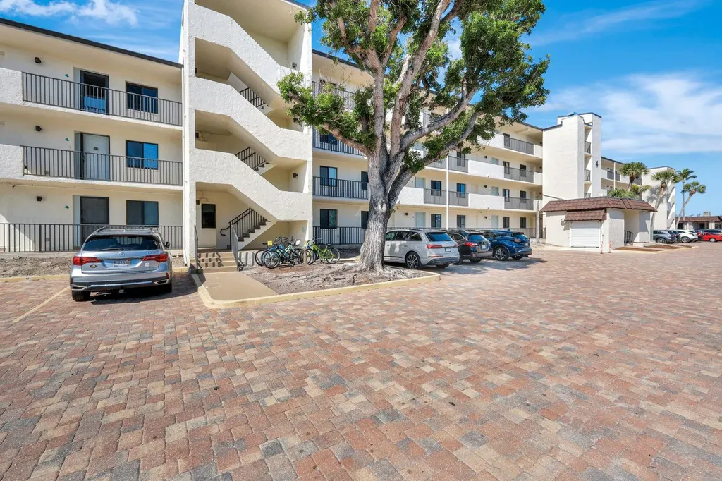 979 E Gulf Drive Sanibel FL 33957