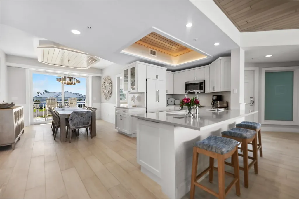 1253 S Seas Plantation Road Captiva FL 33924