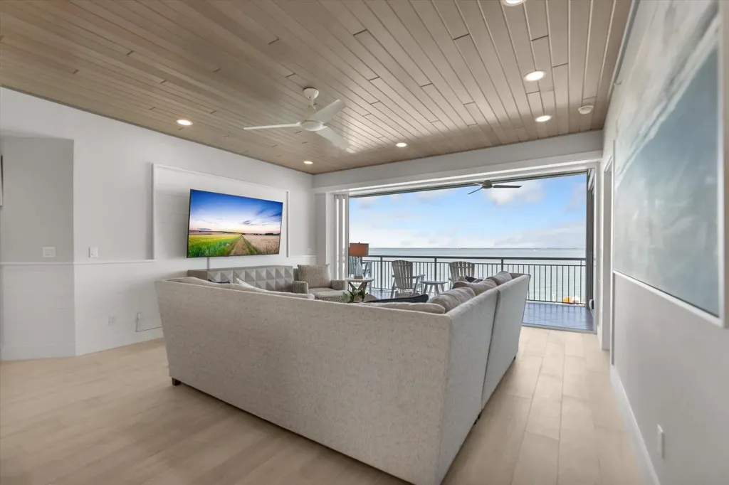 1253 S Seas Plantation Road Captiva FL 33924