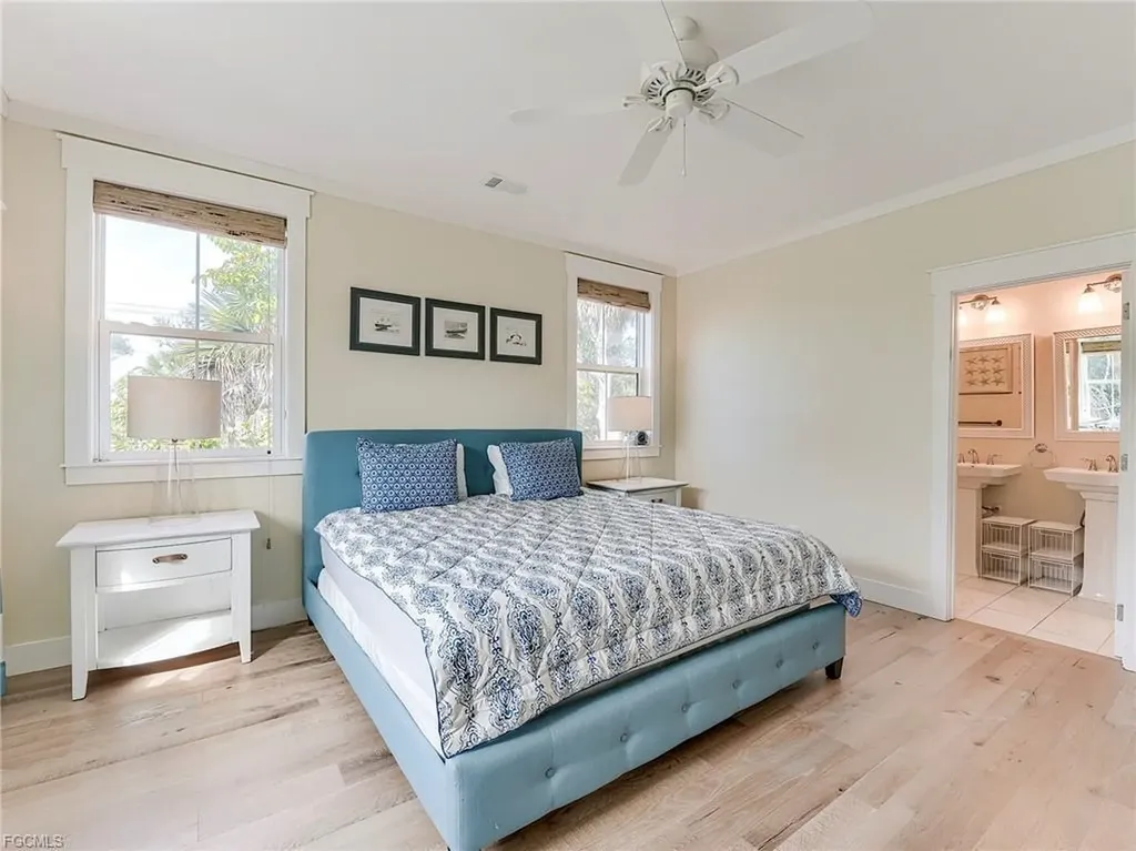 1550 Centre Street Sanibel FL 33957