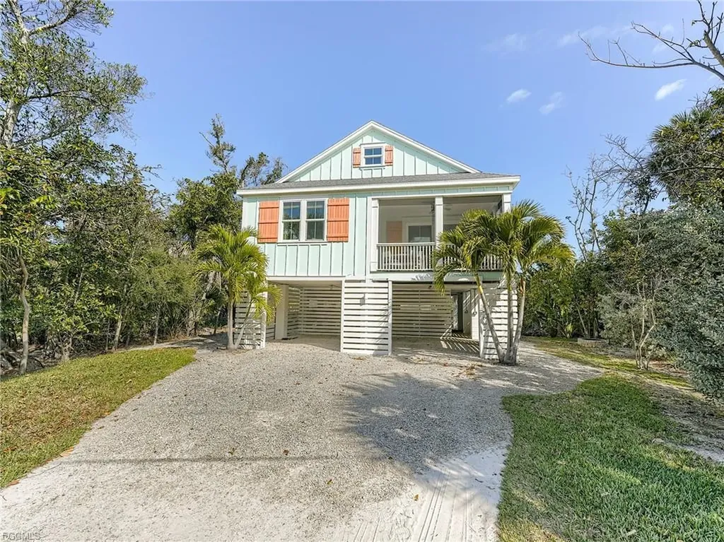 1550 Centre Street Sanibel FL 33957