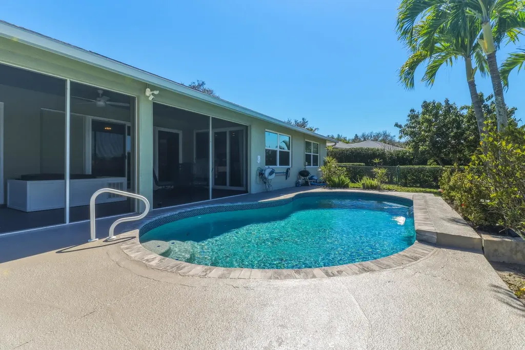 9261 Pittsburgh Boulevard Fort Myers FL 33967