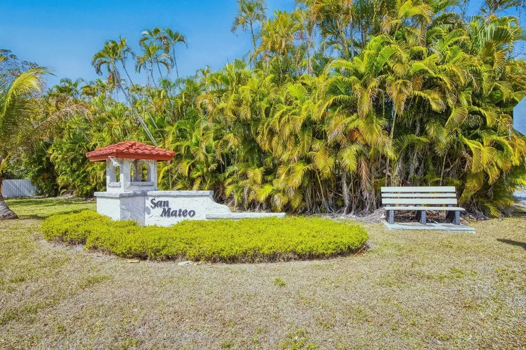 14922 Bonaire Circle Fort Myers FL 33908