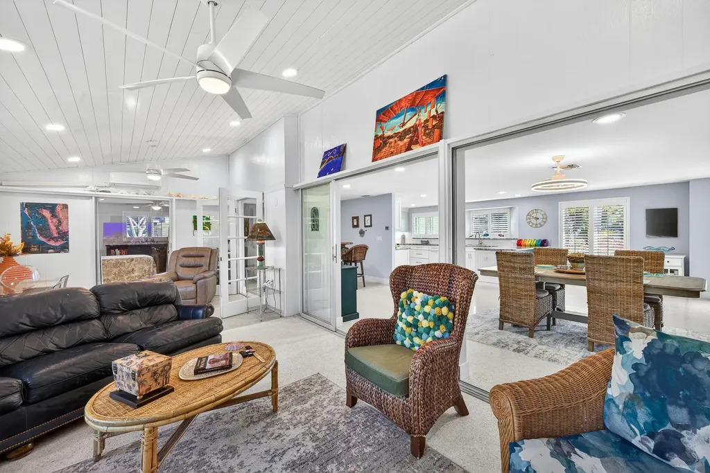 1972 Roseate Lane Sanibel FL 33957