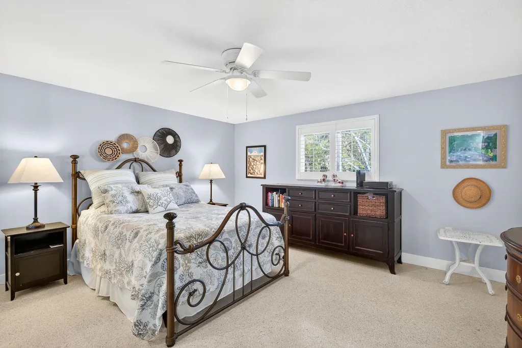 1972 Roseate Lane Sanibel FL 33957