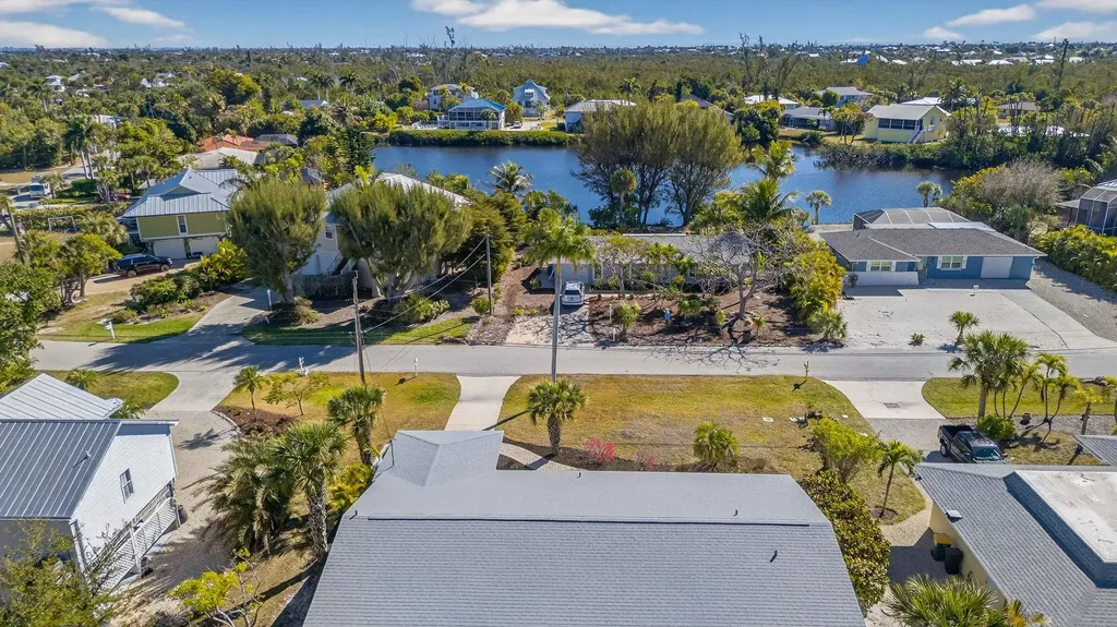 1972 Roseate Lane Sanibel FL 33957