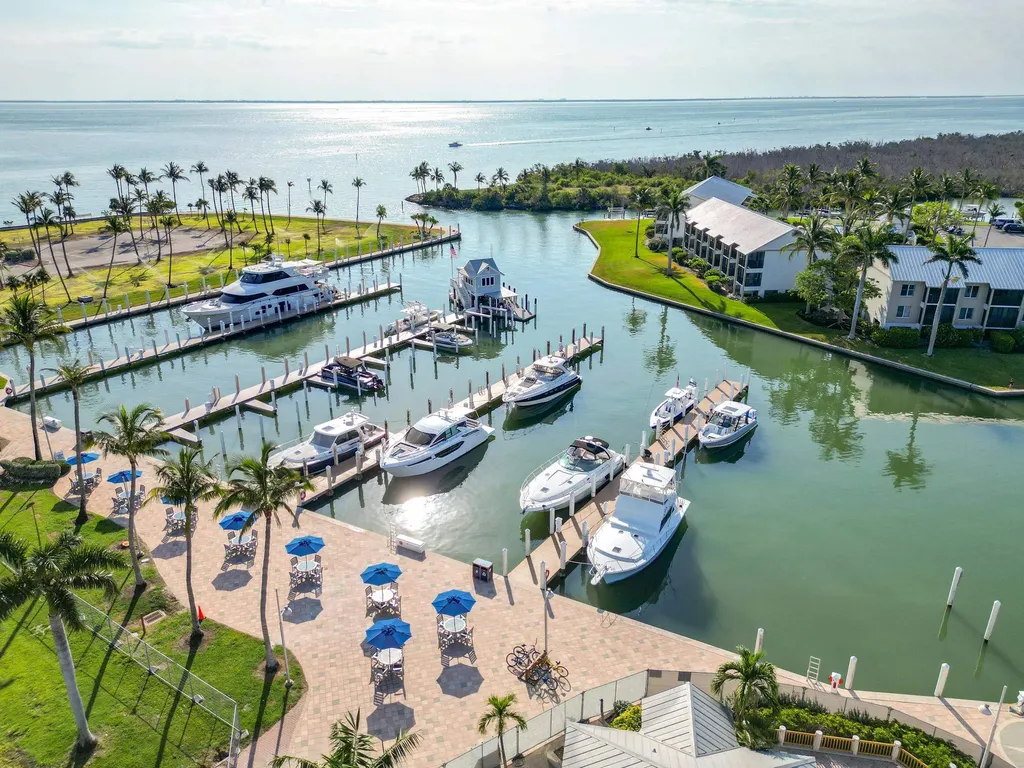 4122 Bayside Villas Captiva FL 33924