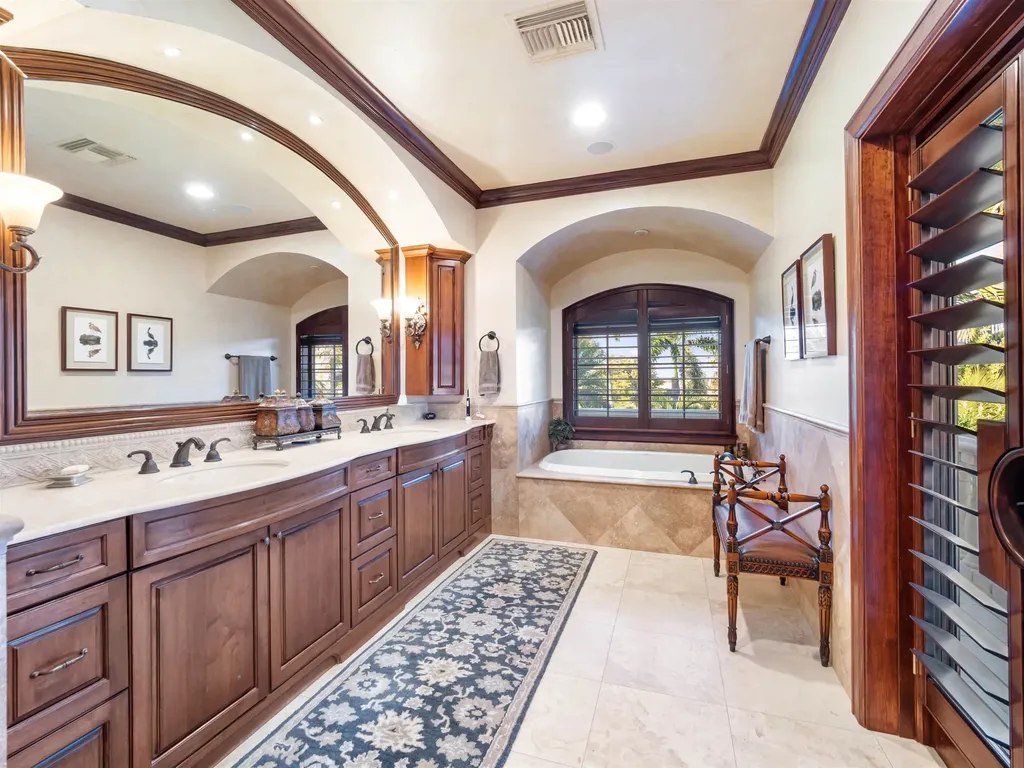3767 W Gulf Drive Sanibel FL 33957