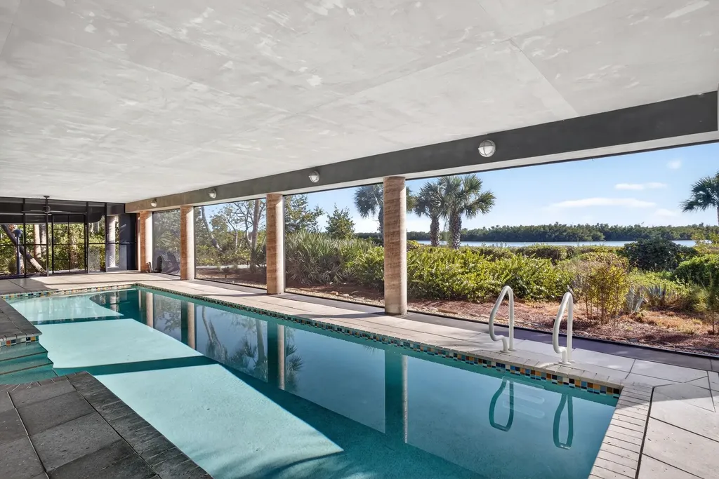 5703 Sanibel Captiva Road Sanibel FL 33957