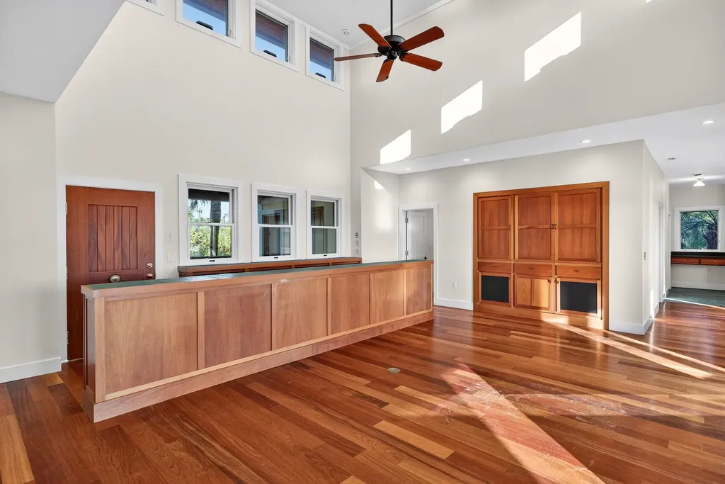 5703 Sanibel Captiva Road Sanibel FL 33957