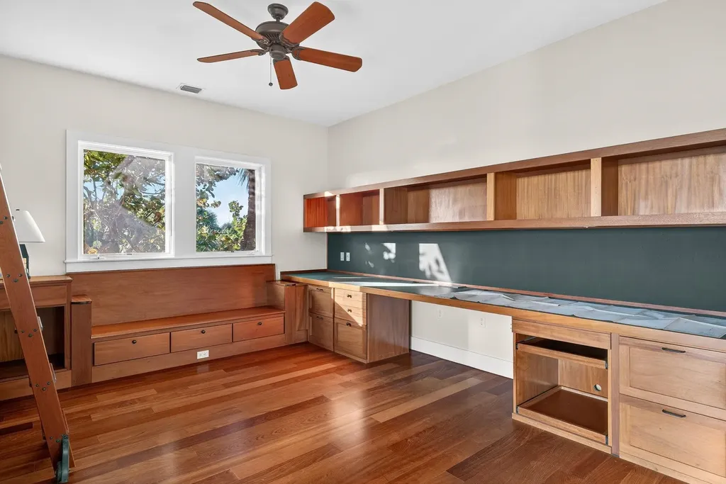 5703 Sanibel Captiva Road Sanibel FL 33957
