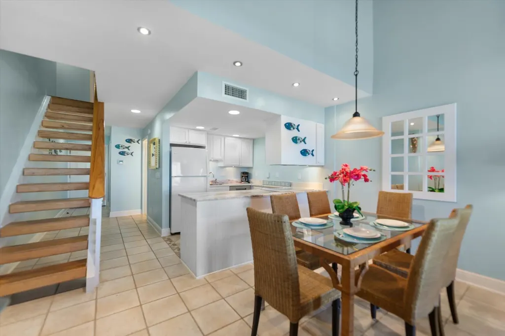 2030 Gulf Beach Villas Captiva FL 33924