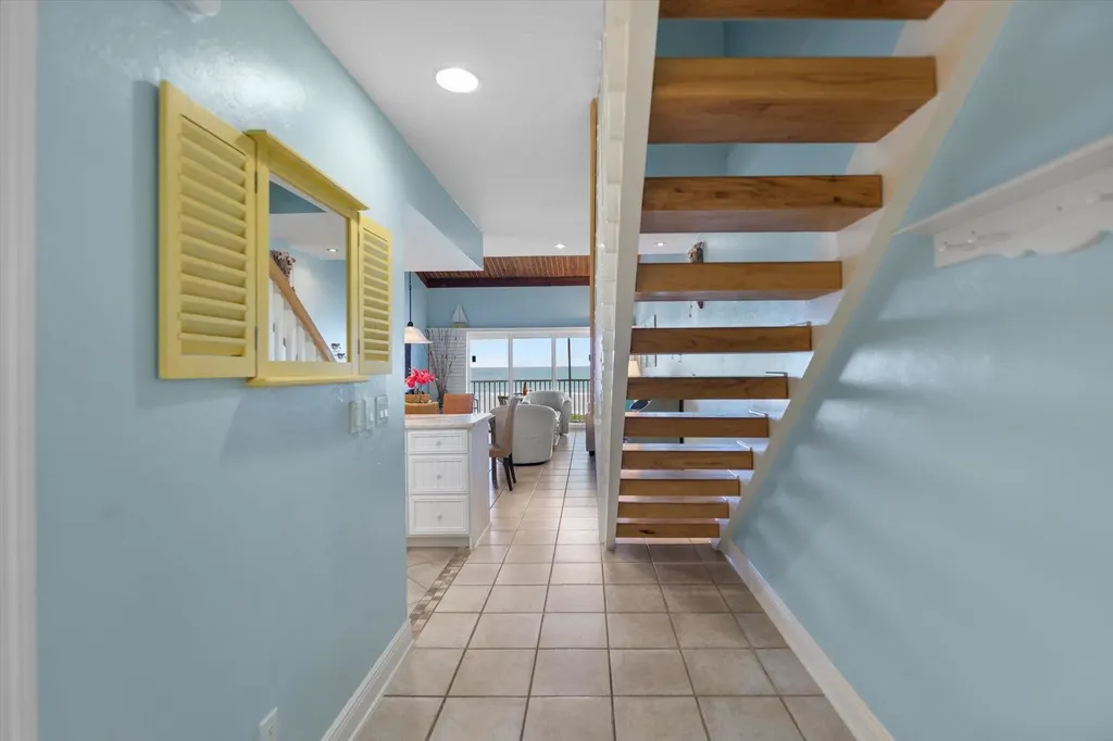 2030 Gulf Beach Villas Captiva FL 33924
