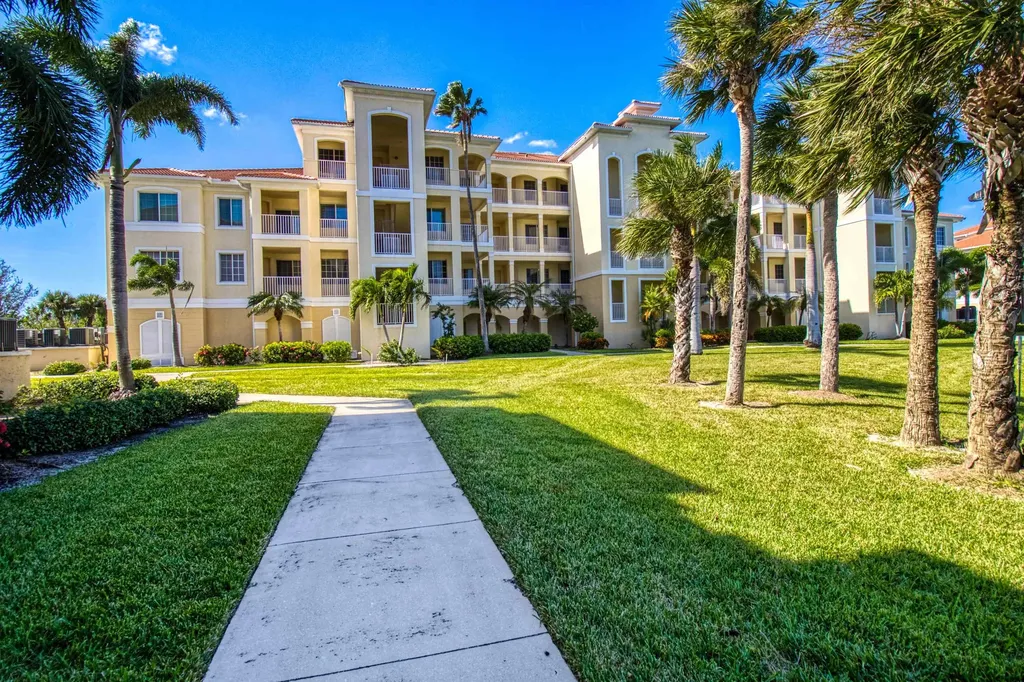 20021 Sanibel View Circle Fort Myers FL 33908