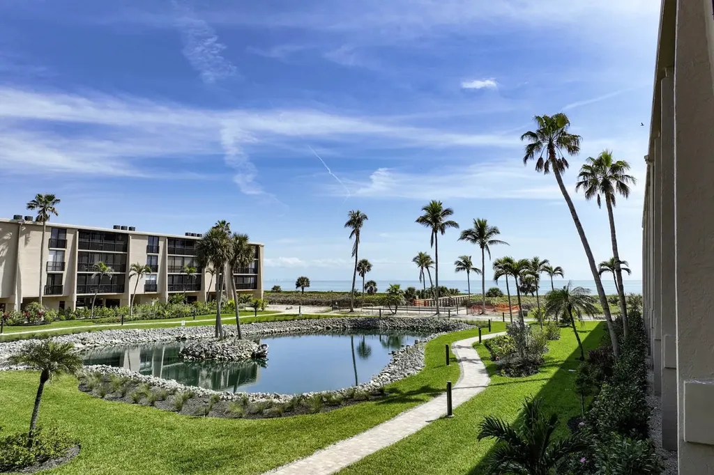 1401 Middle Gulf Drive Sanibel FL 33957