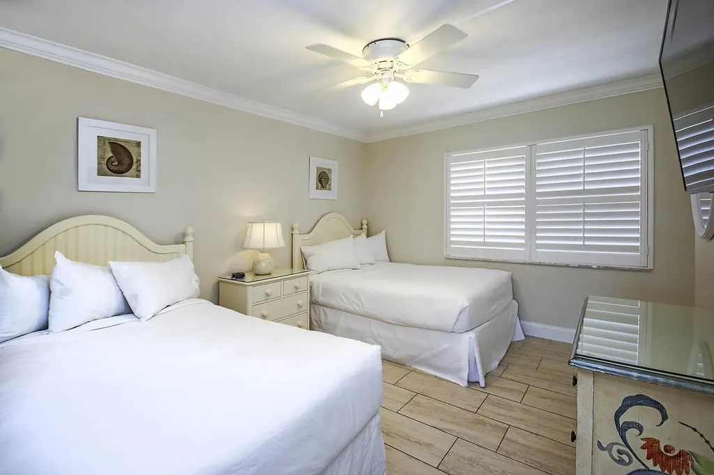 1401 Middle Gulf Drive Sanibel FL 33957