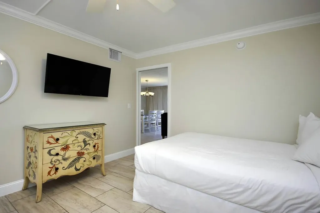 1401 Middle Gulf Drive Sanibel FL 33957