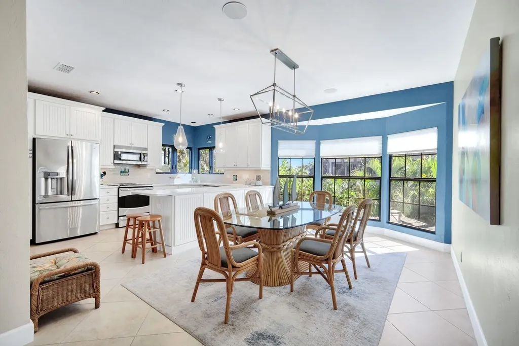 1126 Harbour Cottage Court Sanibel FL 33957