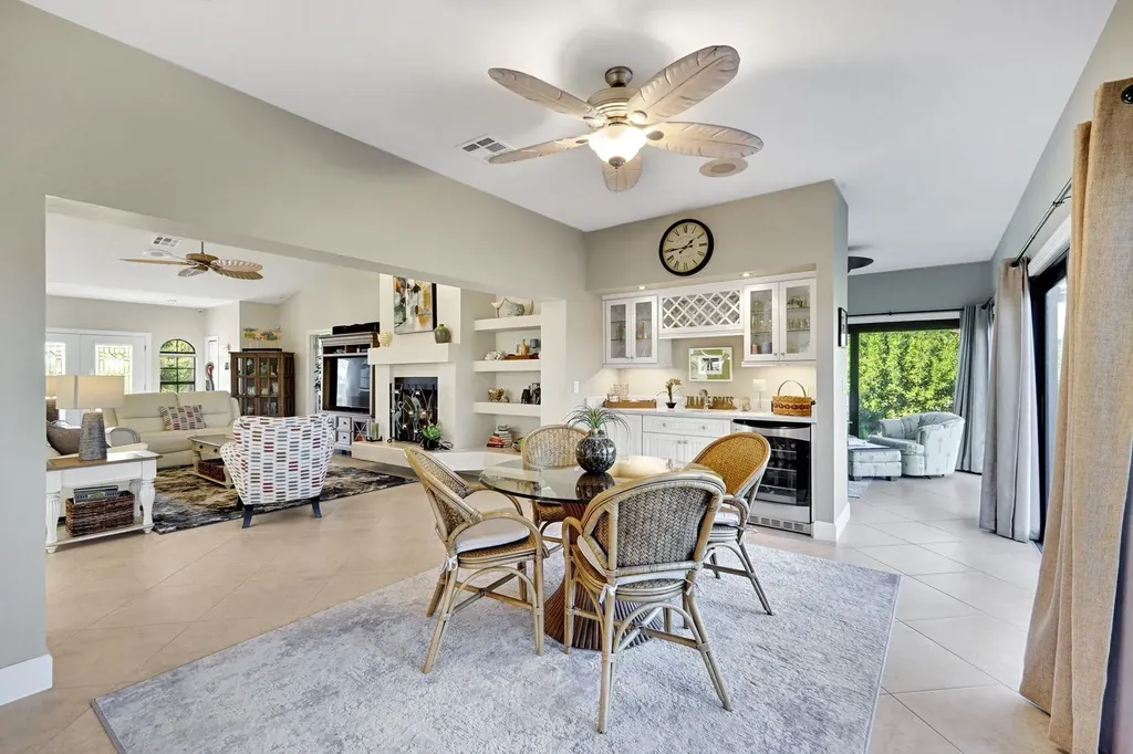 1126 Harbour Cottage Court Sanibel FL 33957