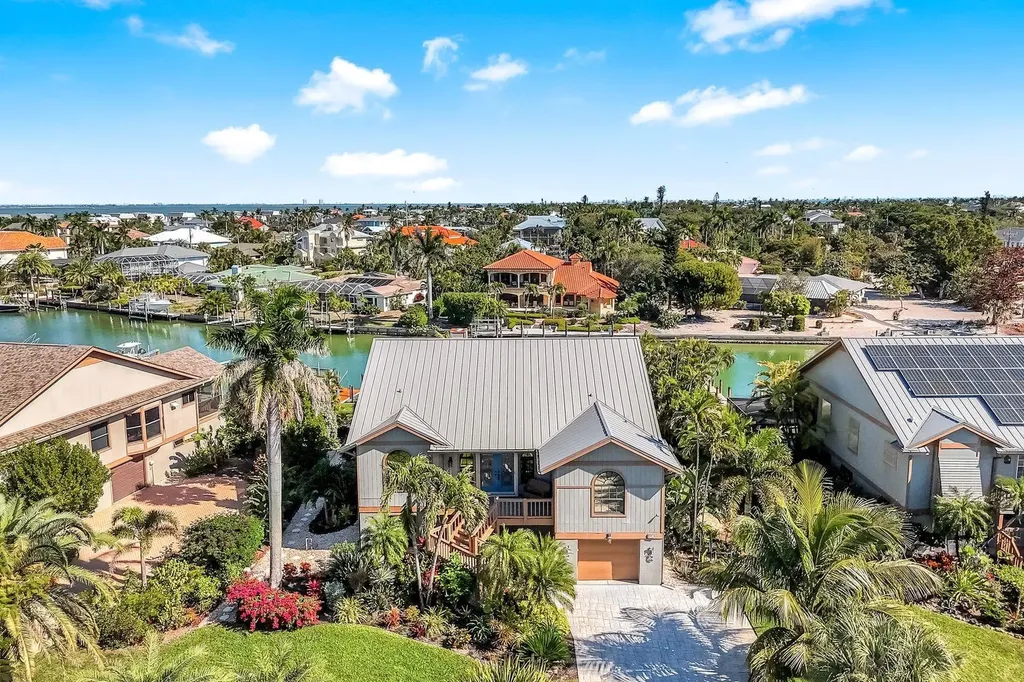 1126 Harbour Cottage Court Sanibel FL 33957