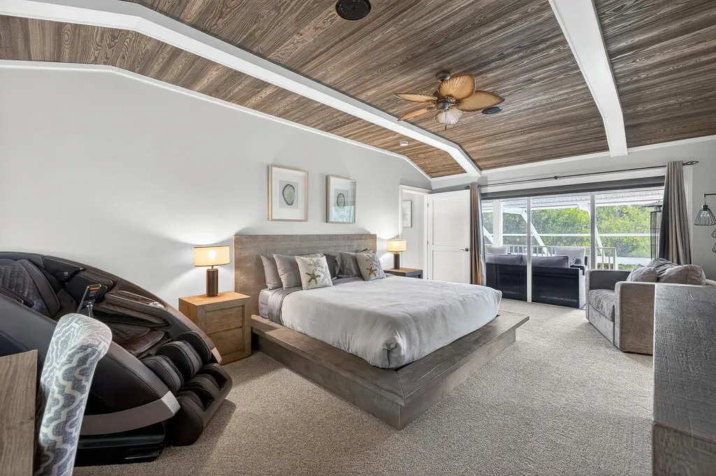 739 Anchor Drive Sanibel FL 33957