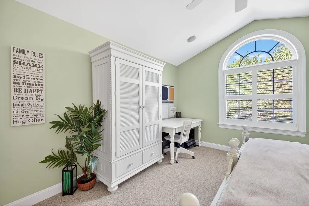 739 Anchor Drive Sanibel FL 33957