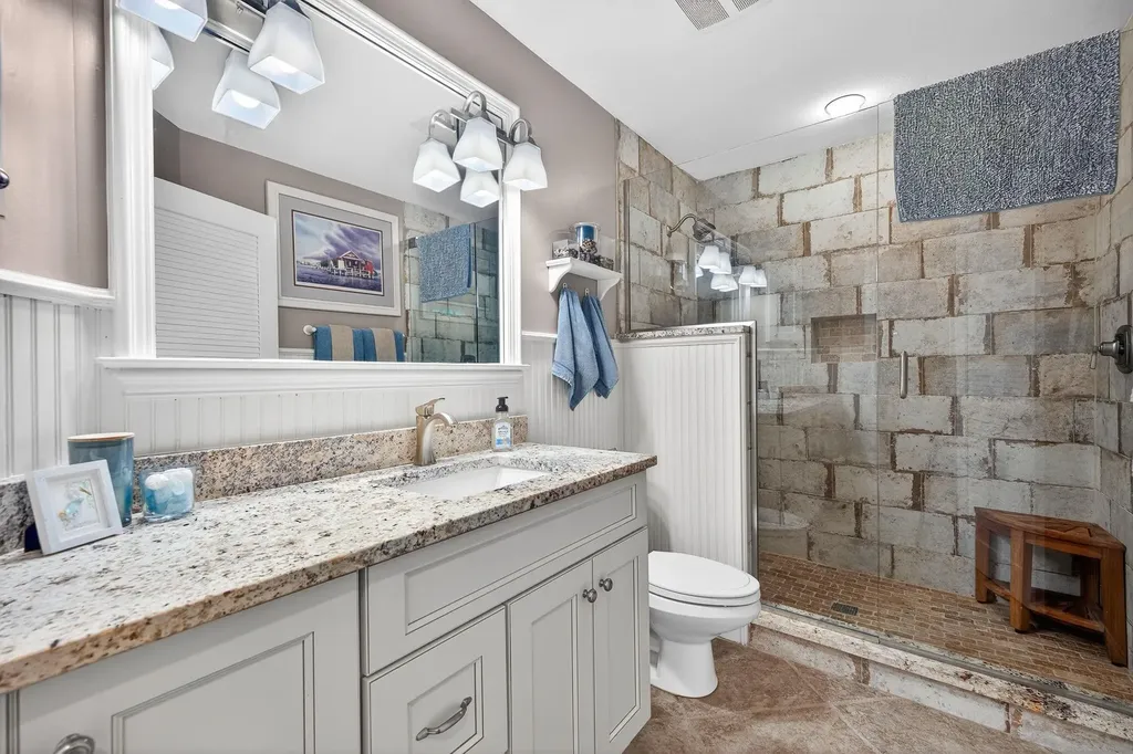 739 Anchor Drive Sanibel FL 33957