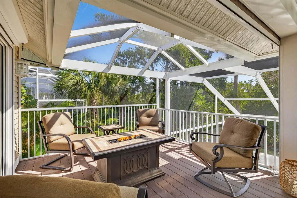 739 Anchor Drive Sanibel FL 33957