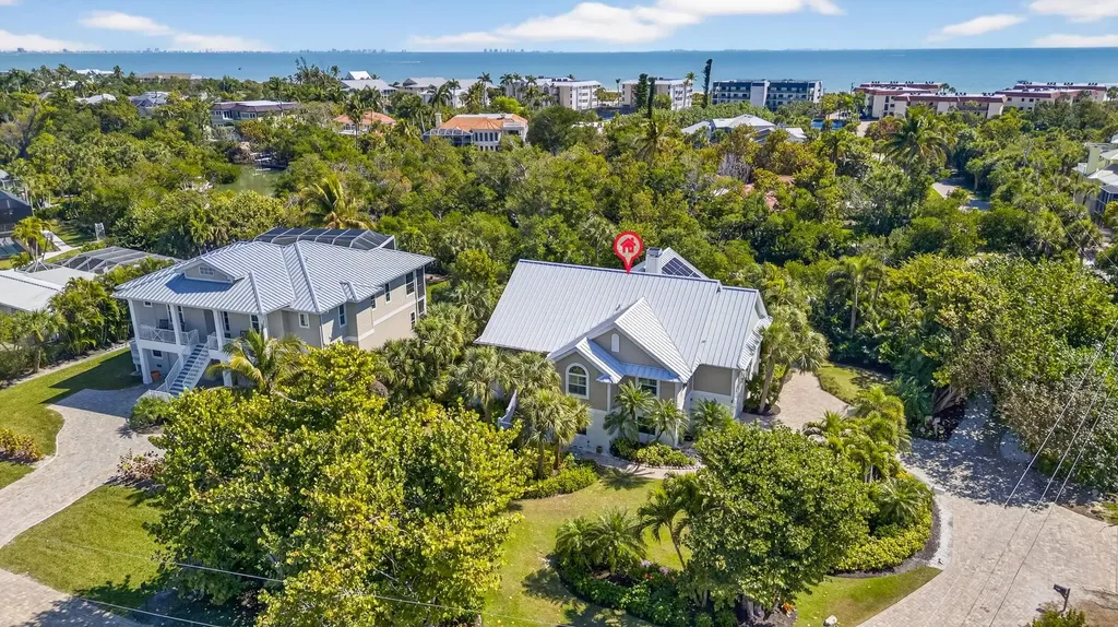 739 Anchor Drive Sanibel FL 33957