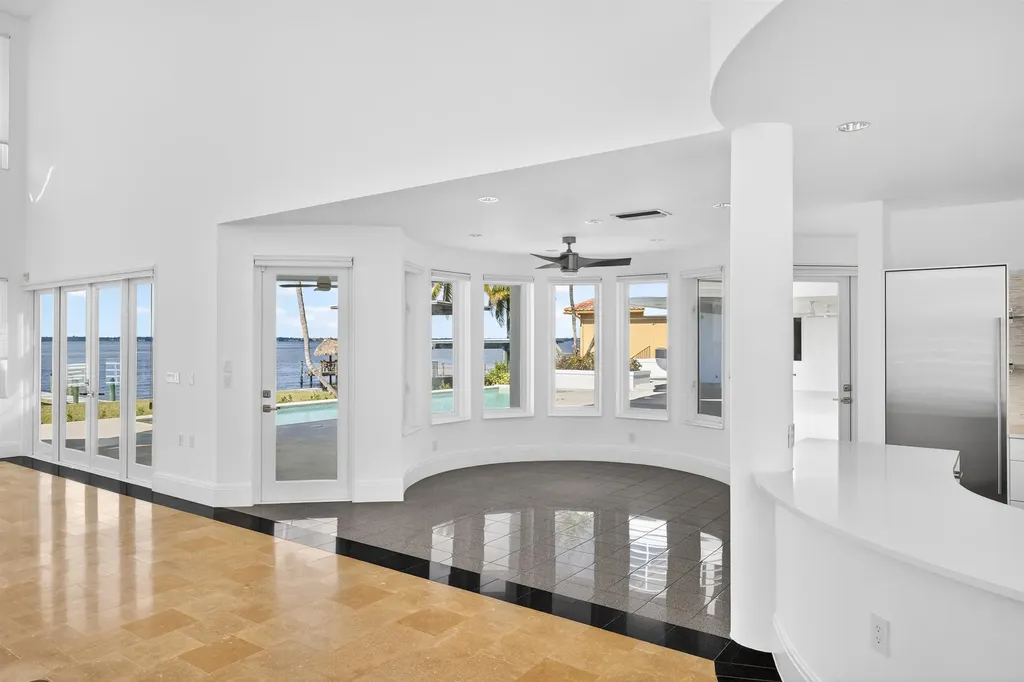 3402 W Riverside Drive Fort Myers FL 33901