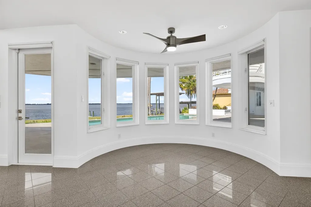 3402 W Riverside Drive Fort Myers FL 33901