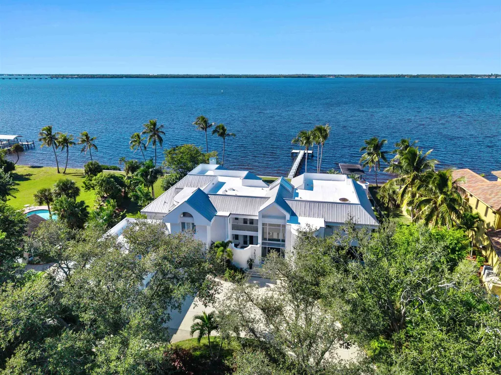 3402 W Riverside Drive Fort Myers FL 33901