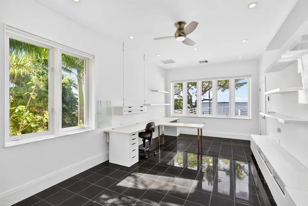 3402 W Riverside Drive Fort Myers FL 33901